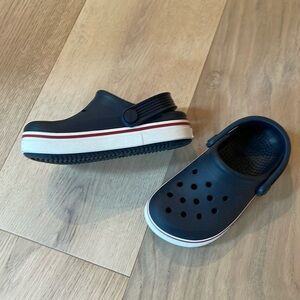 New Without Tags Crocs Little Kids Size 10 Navy Blue